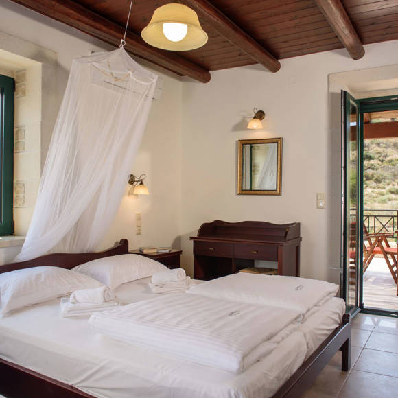 Kalamaki Holidays Villa Dionysos Sleep Up Left