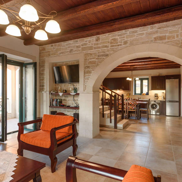 Kalamaki Holidays Villa Dionysos Living&Kitchen