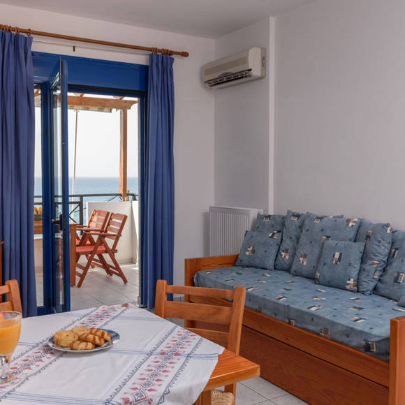 Kalamaki Holidays Finikas Apartment Direct Seaview 2