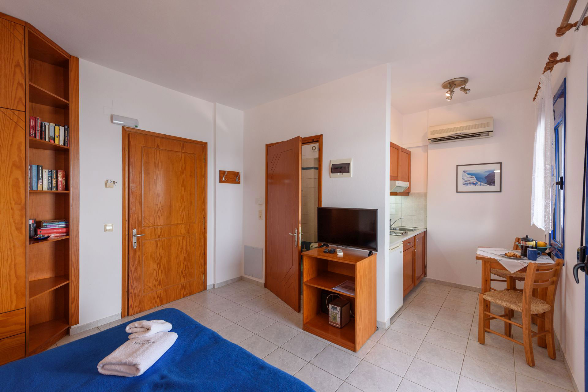 Kalamaki Holidays Finikas Studio Seaview Kitchen2
