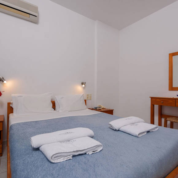 Kalamaki Holidays Finikas Apartment Seaview Sleep