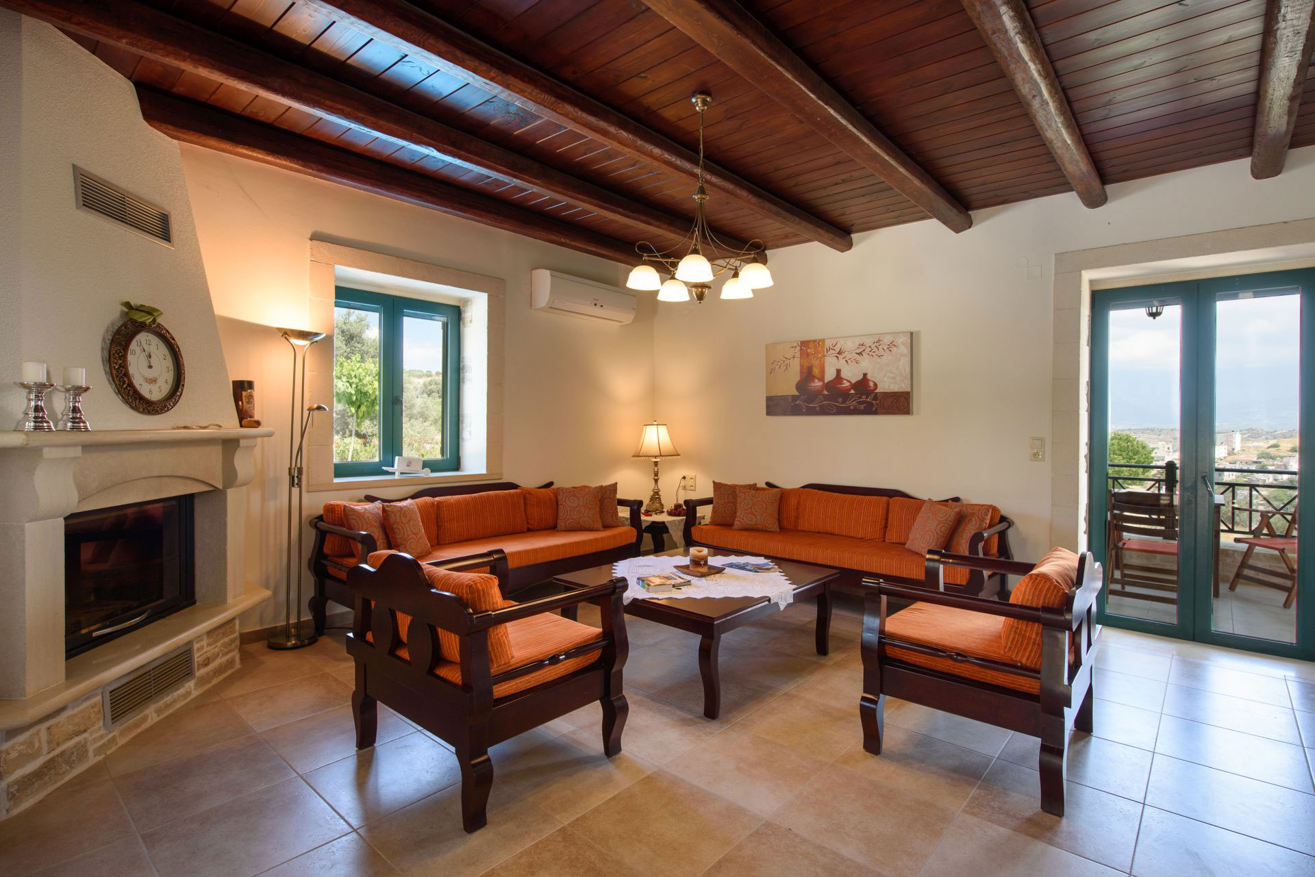 Kalamaki Holidays Villa Dionysos Living